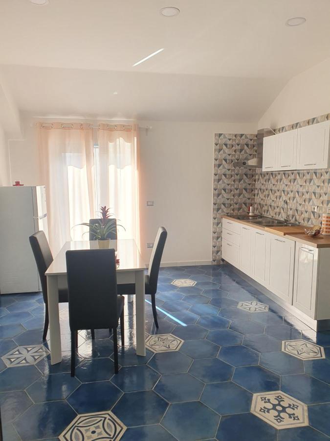 Setteabbracci Suite & Apartments 바로니씨 외부 사진