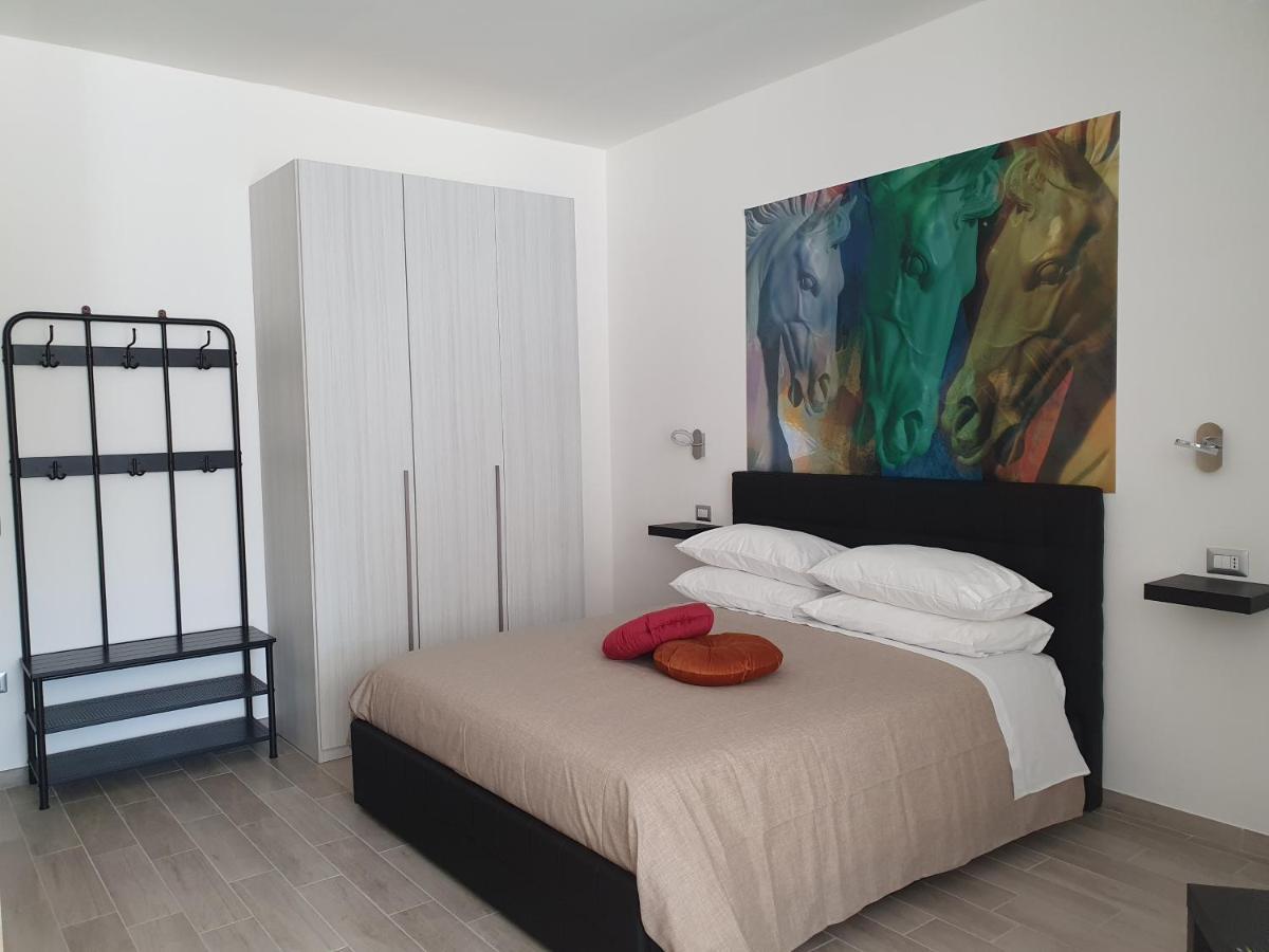 Setteabbracci Suite & Apartments 바로니씨 외부 사진