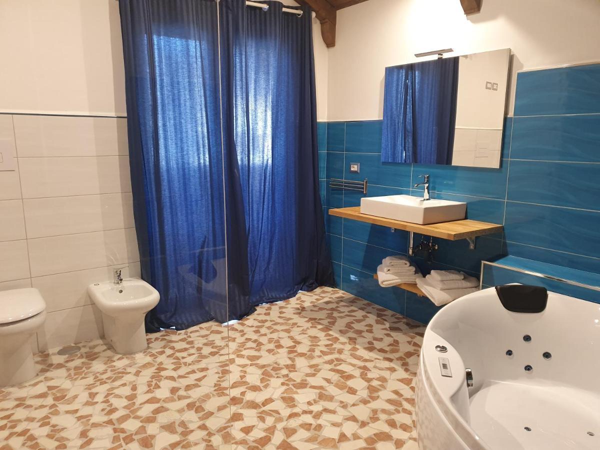 Setteabbracci Suite & Apartments 바로니씨 외부 사진